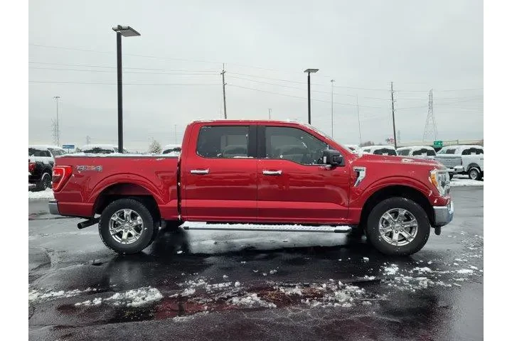 $33195 : Ford F-150 2021 4x4 XLT 4dr image 2