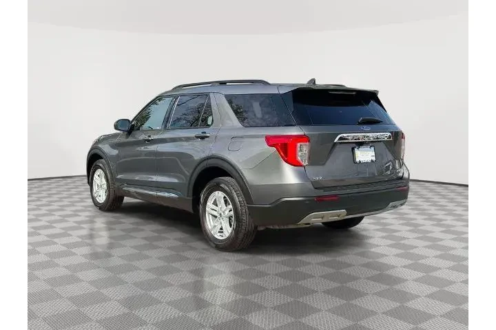 $29360 : Ford Explorer 2023 AWD XLT 4 image 5