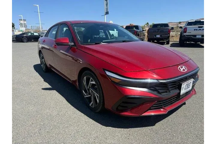 $20732 : Hyundai ELANTRA 2024 Limited image 4