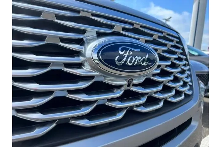 $39799 : Ford Explorer Hybrid 2022 AW image 4