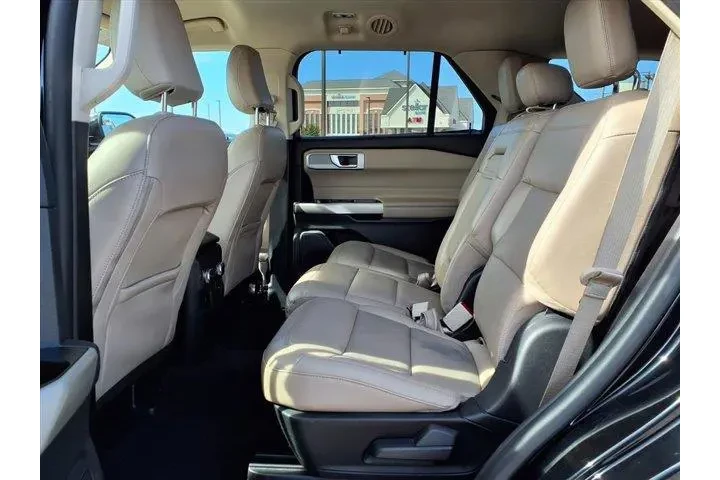 $21800 : Ford Explorer 2021 Limited 4 image 5