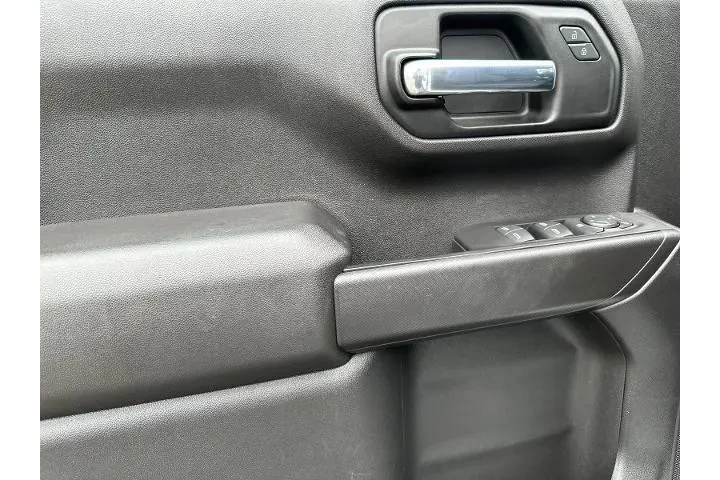 $33985 : Chevrolet Silverado 1500 Lim image 10