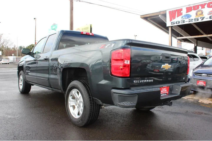 $22995 : 2018 Silverado 1500 4WD Doubl image 4