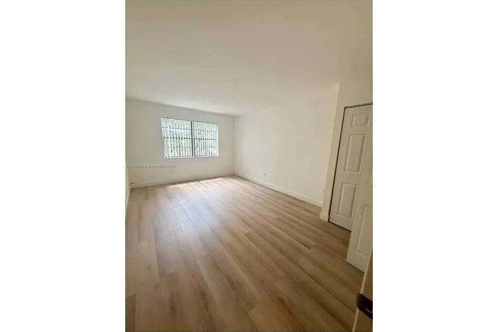$1900 : Apartmento en renta image 3