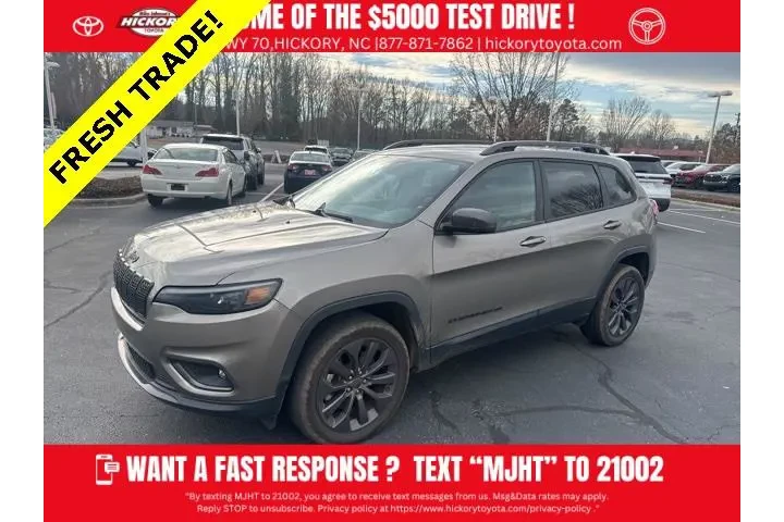 $20951 : Jeep Cherokee 2021 4x4 Latit image 1