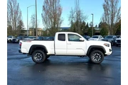 $37995 : Toyota Tacoma 2022 4x4 TRD O thumbnail