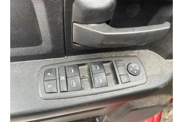 $21900 : Ram 1500 Classic 2022 4x4 Tr image 10