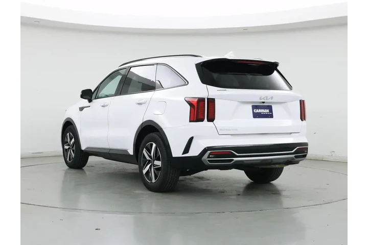 $27998 : Kia Sorento 2023 S 4dr SUV image 2