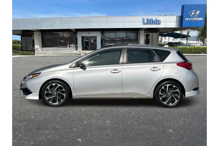 $13399 : Toyota Corolla iM 2017 4dr H image 6