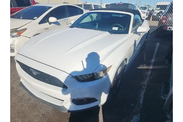 $14171 : Ford Mustang 2015 V6 2dr Con image 3