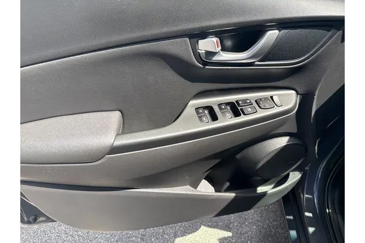 $25662 : Hyundai KONA 2023 AWD Limite image 9