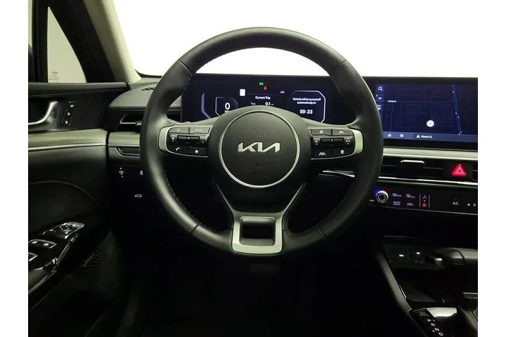 $29998 : Kia K5 2025 EX 4dr Sedan image 10