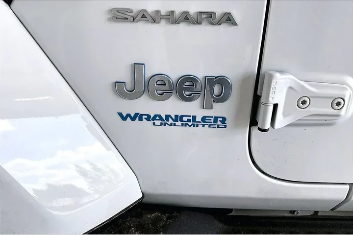 $25691 : Jeep Wrangler Unlimited 2022 image 9