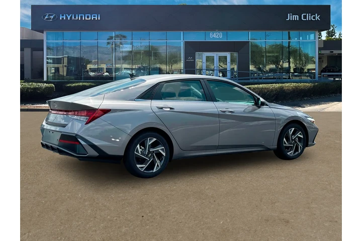 $27244 : Hyundai ELANTRA 2025 Limited image 8