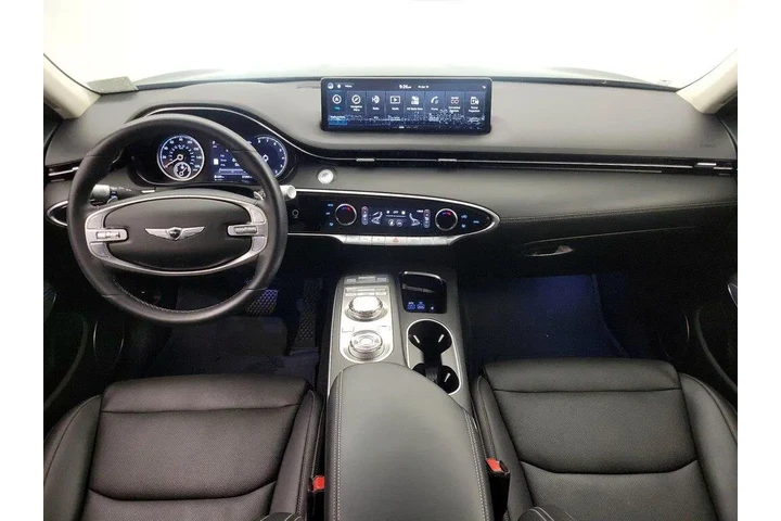 $37998 : Genesis GV70 2023 AWD 2.5T S image 9