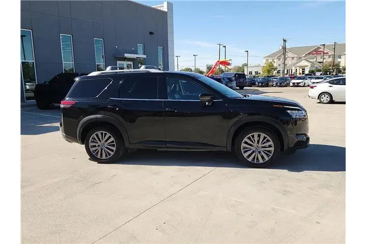 $34000 : Nissan Pathfinder 2023 SL 4d image 5