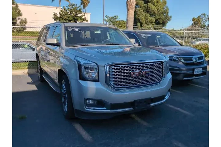 $22995 : GMC Yukon XL 2016 4x4 Denali image 2