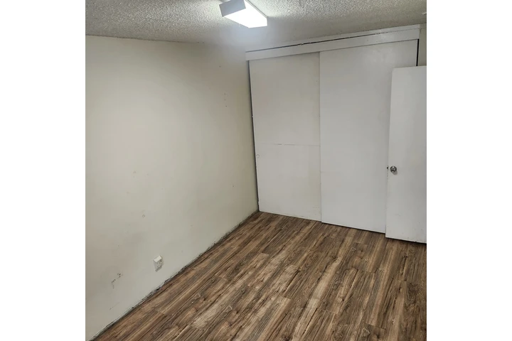 $900 : RECAMARA EN GARDEN GROVE image 1