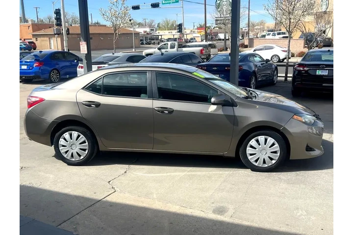 2018 Corolla L CVT image 4