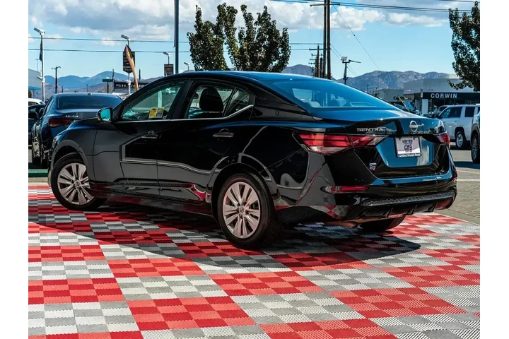 $16488 : Nissan Sentra 2024 S 4dr Sed image 4