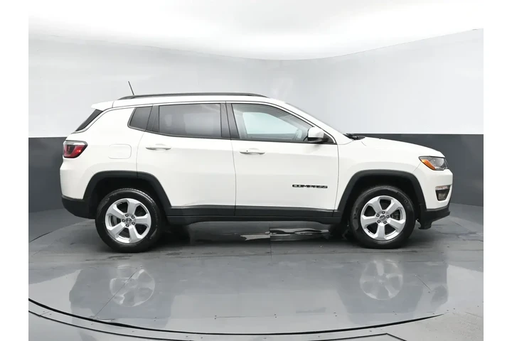 $14218 : Jeep Compass 2019 4x4 Latitu image 3