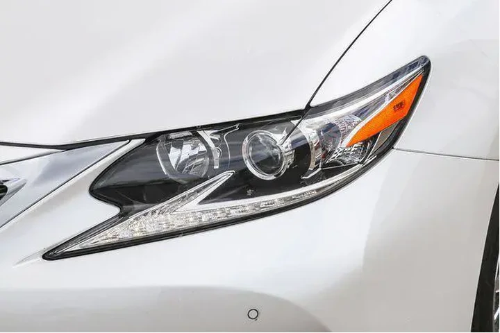 $23991 : Lexus ES 350 2018 4dr Sedan image 8