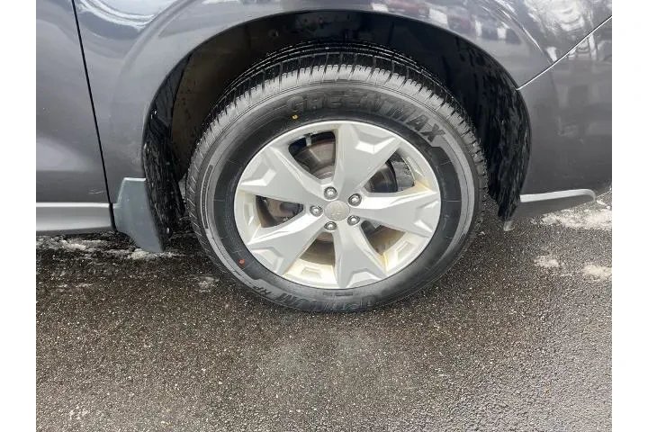 $12495 : Subaru Forester 2016 AWD 2.5 image 6