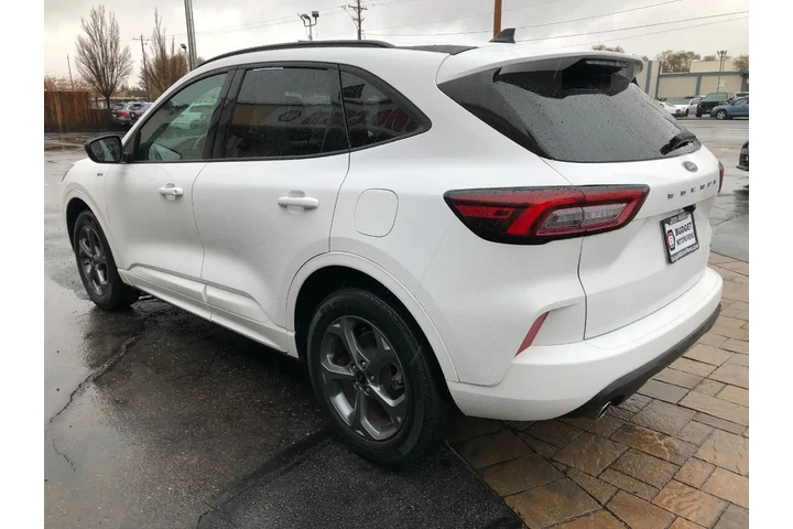 $20719 : 2023 Escape ST-Line AWD image 5