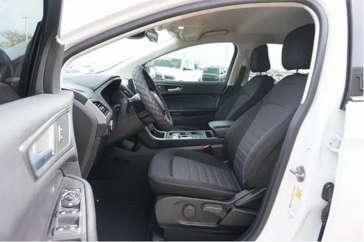 $26288 : Ford Edge 2024 AWD SE 4dr SU image 7