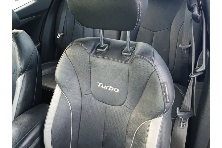 $7981 : Hyundai VELOSTER 2015 Turbo image 10