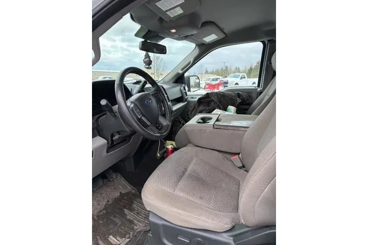 $18732 : Ford F-150 2019 4x4 XLT 4dr image 4