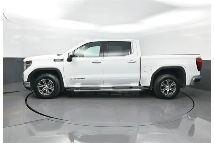 $37857 : GMC Sierra 1500 2024 4x2 SLT image 2