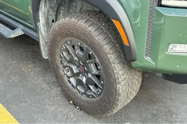 $27995 : Nissan Frontier 2022 4x4 PRO image 6