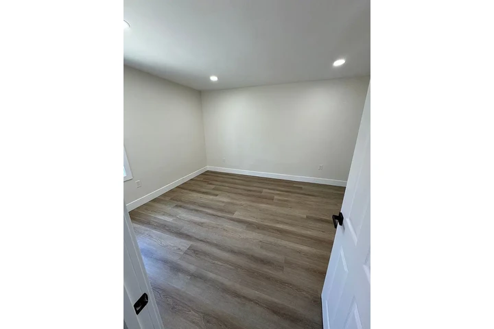 $900 : Encantadora casa de 3 dormitor image 6