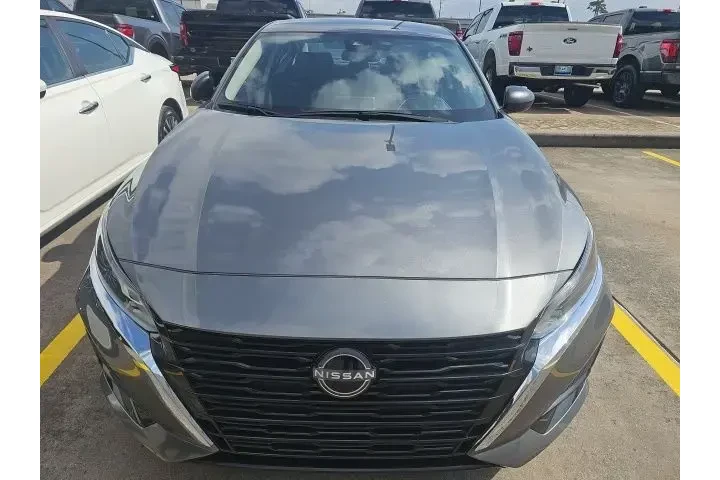 $21958 : Nissan Altima 2025 2.5 SV 4d image 4