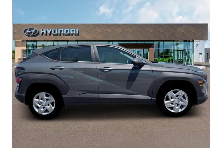 $24614 : Hyundai KONA 2026 SE 4dr SUV image 9