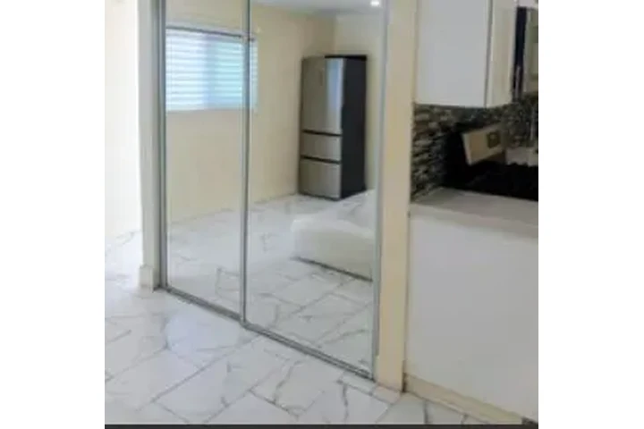 $1550 : LYNWOOD CERCA PLAZA MÉXICO image 3