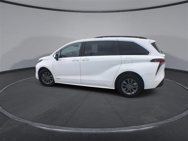 $38200 : PRE-OWNED 2021 TOYOTA SIENNA image 6