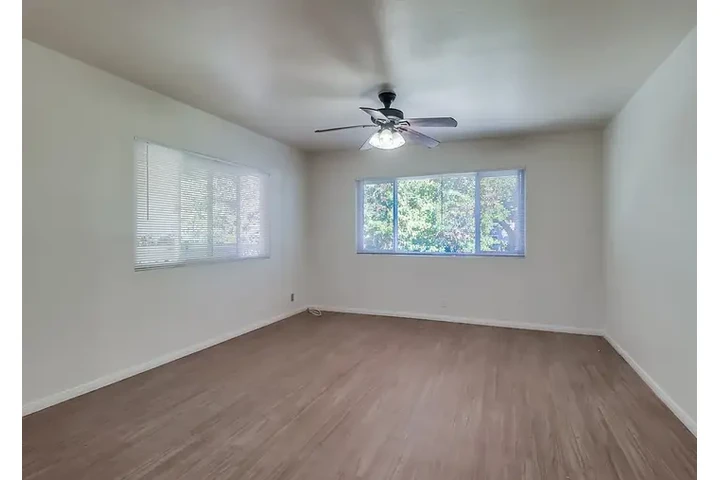 $800 : San diego hermosa casa image 2
