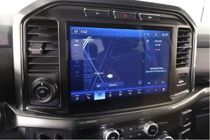 $38149 : Ford F-150 2023 4x4 Lariat 4 image 7