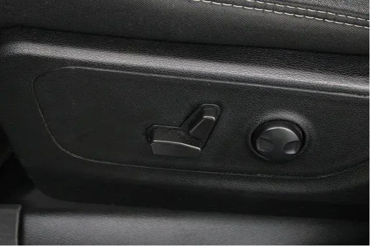 $39913 : Ram 1500 2022 4x4 Lone Star image 7