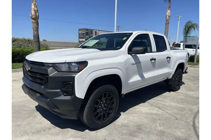 $32888 : Chevrolet Colorado 2025 4x2 image 1