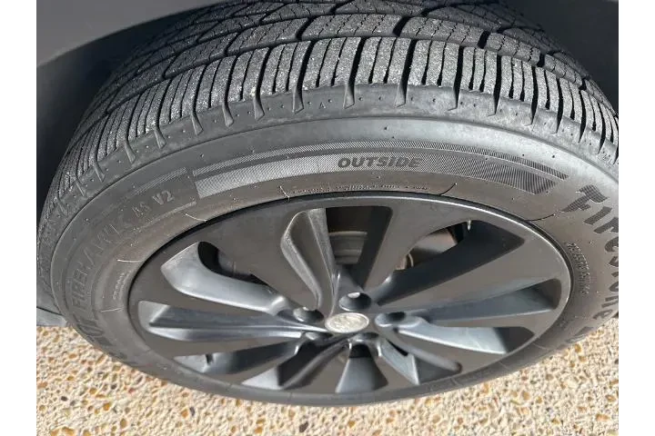 $11440 : Buick Encore 2020 Essence 4d image 5