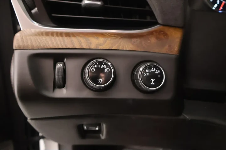 $32999 : Cadillac Escalade 2017 4x4 P image 9