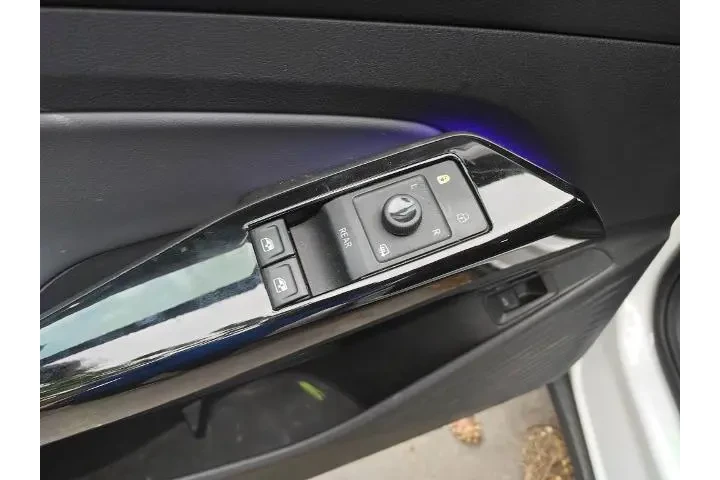$23585 : Volkswagen ID.4 2024 S 4dr C image 6