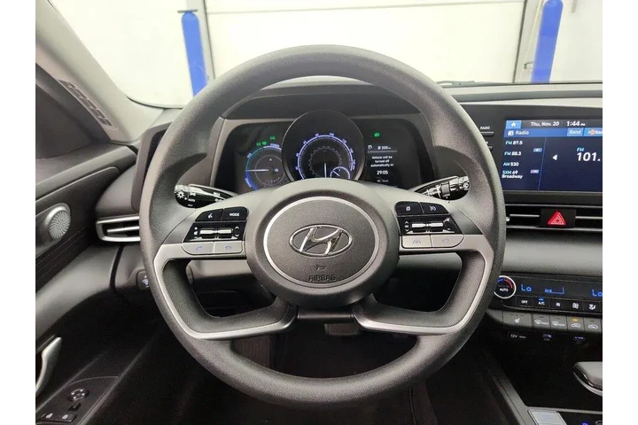 $19998 : Hyundai ELANTRA Hybrid 2022 image 10