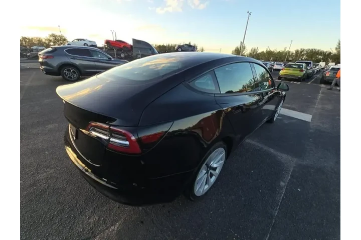 $24193 : Tesla Model 3 2023 4dr Sedan image 4