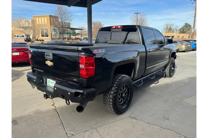 2015 Silverado 2500HD LTZ Cre image 5