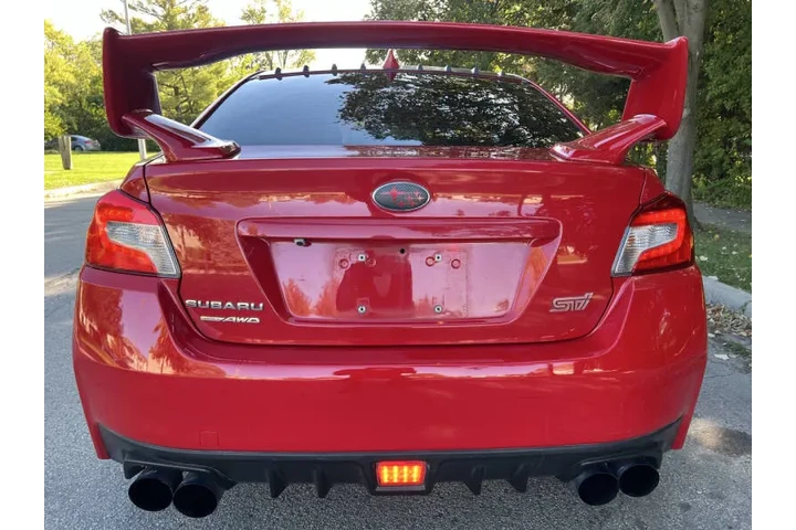 $19995 : 2016 WRX STI image 6