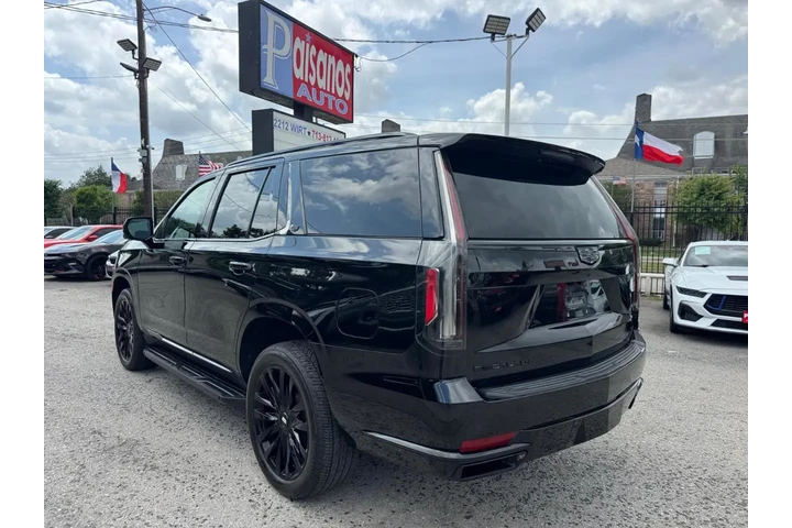 2022 Escalade Luxury 4WD image 6